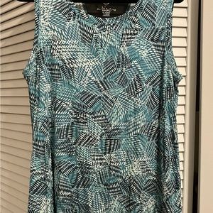LulaRoe Rise 2020 Strong Relaxed Workout Tank